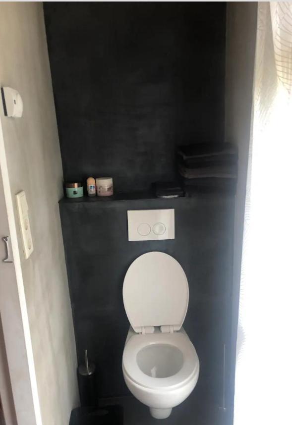 위트레흐트 Tiny House For 2 With Private Garden 아파트 외부 사진